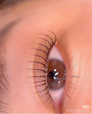 パーマ 佐々木 茜のマツエク・マツパデザイン