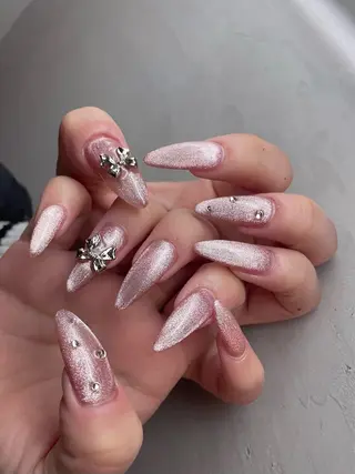 ネイル solu nail所属・碇 千波のネイルデザイン