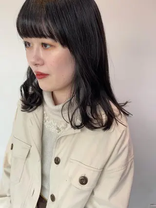 ミディアム silo所属・silo MOKA 顔周りカット🦦のヘアスタイル