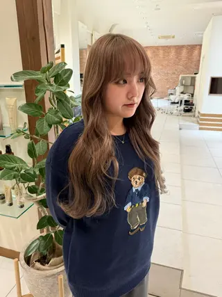 セミロング 中村未夢🤍ブリーチ なしダブルカラー🤍のヘアスタイル