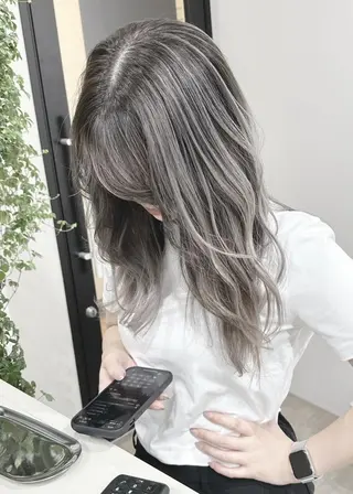 ロング カラー ✨【公式】 juhl.横浜✨のヘアスタイル