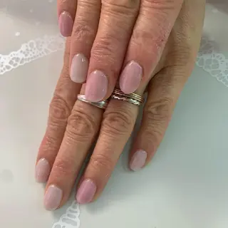 ネイル ウスイマイコ カット/ケアカラーのヘアスタイル