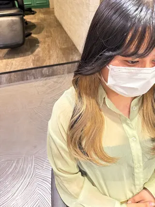 ロング カラー 平川 沙季のヘアスタイル