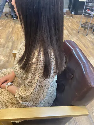 ロング カラー ヘアアレンジ re naのヘアスタイル