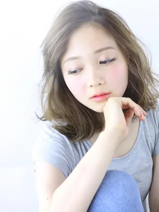 ミディアム セミロング パーマ calon hair所属・men's calonのエステ・リラクイメージ