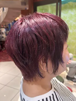 ショート カラー ヨウコ YOKOのヘアスタイル