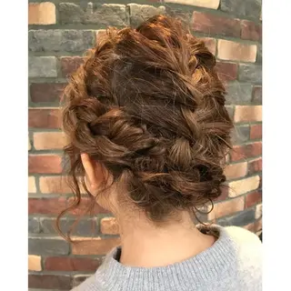 ミディアム ヘアアレンジ 若林 美由希のヘアスタイル