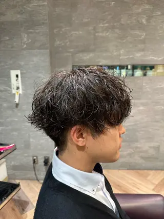 メンズ メンズ特化/フェザー /パーマ/伊勢元のヘアスタイル