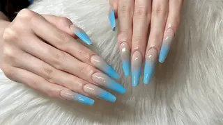 ネイル LaBriller所属・ラブリエ ayakaのネイルデザイン