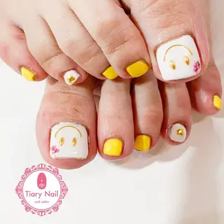 ネイル 💗🪽Tiary Nail🪽💗のネイルデザイン