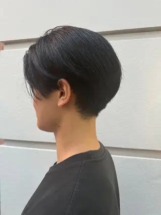カラー 小林 莉緒のヘアスタイル