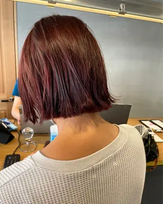 ショート 暖色カラー🍊 ボブ🌿顔周りcutのヘアスタイル