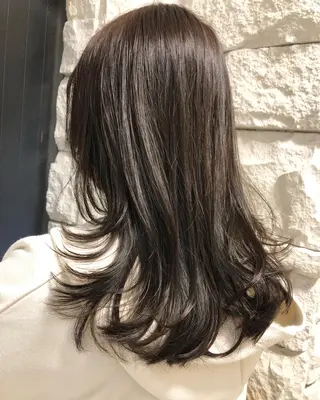 セミロング カラー ヘアアレンジ ainico+所属・メンズ特化✂️栗原 侑也のヘアスタイル