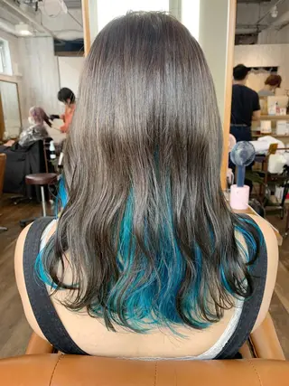 セミロング カラー 🔆学生に人気🔆 AEQUITASのヘアスタイル