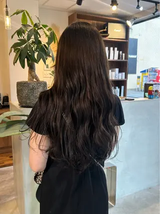 ロング カラー (𝐡)𝐰𝐢𝐦 𝐲𝐮𝐧𝐚のヘアスタイル