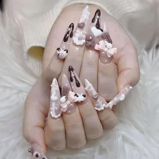 ネイル ミン ゴテゴテネイルのネイルデザイン