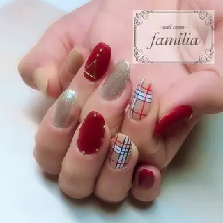 ネイル -nailroom- familiaのネイルデザイン