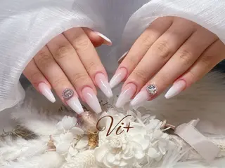 ネイル ✨Nailsalon Vi+✨のネイルデザイン