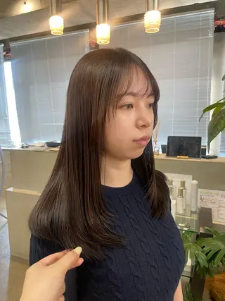 ロング アライ レンカのヘアスタイル