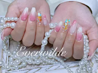 ネイル One Plus Nail Salonのネイルデザイン