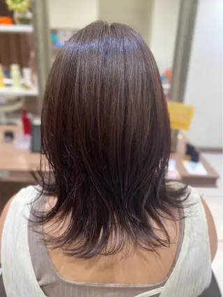 カラー 阪本 紀乃のヘアスタイル