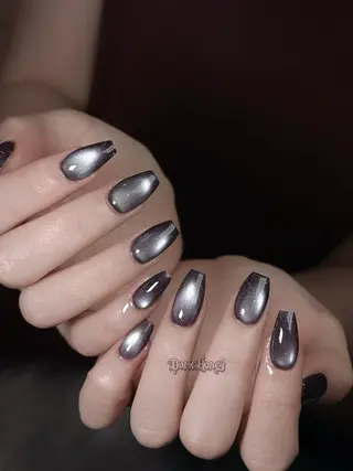 ネイル Dark Honey Susuのネイルデザイン