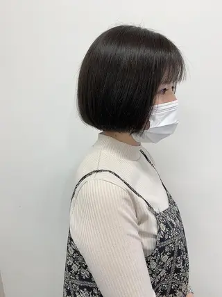 ショート カラー 色白に見える暗髪 梅田・増田のヘアスタイル