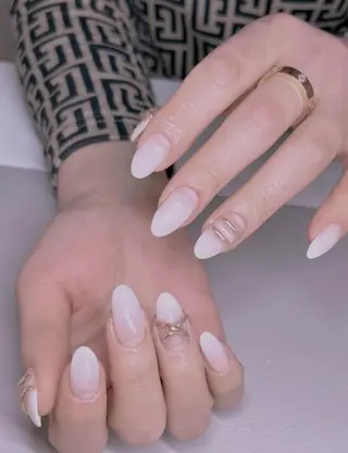 ネイル VIVIAN リサのネイルデザイン