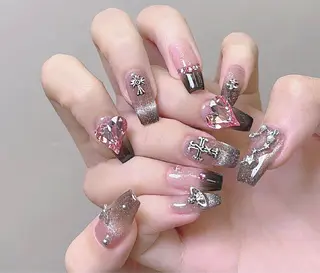 ネイル D-BEAUTY Nailsalonのネイルデザイン
