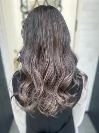 ロング カラー K Harukaのヘアスタイル