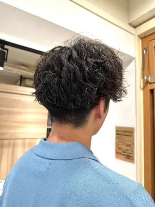 パーマ メンズ 岡本 葵のヘアスタイル