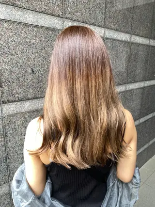 セミロング カラー 美髪改善・ブリーチ tadasuke⭐️のヘアスタイル