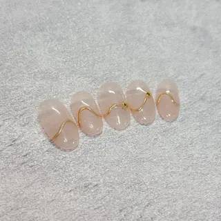 ネイル アネラ もか.⋆𝜗𝜚のネイルデザイン