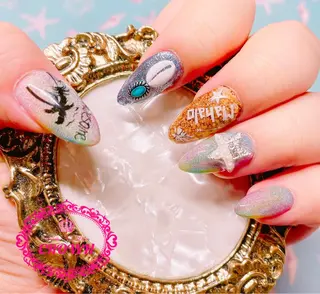 ネイル CROWN プライベートサロンのネイルデザイン