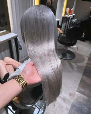 ロング カラー ラフィスヘアー シン 大分店所属・ラフィスヘアー 大分店のヘアスタイル