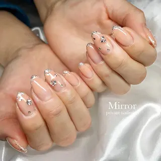 ネイル nailsalon Mirrorのネイルデザイン