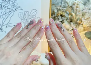 ネイル One Plus Nail Salonのネイルデザイン