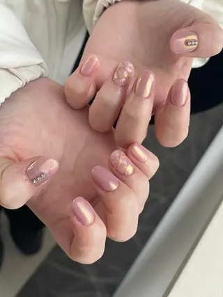 ショート m kaori𓃟のネイルデザイン