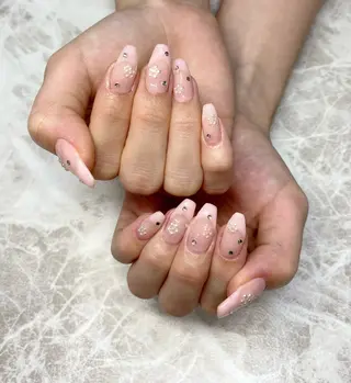 ネイル ゆぴねいる所属・ゆぴねいる yupinailのネイルデザイン