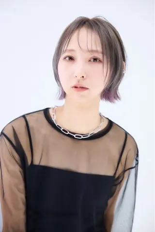 ミディアム luce所属・千代 夏輝のヘアスタイル