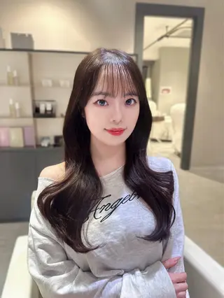 ロング 村上 万愛のヘアスタイル