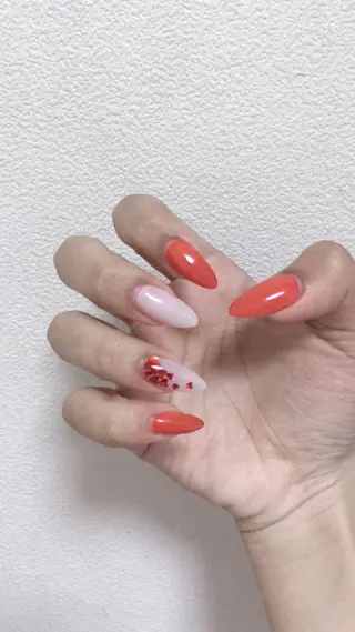 ネイル gratify 本店所属・ROSALIE Sakiのネイルデザイン