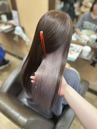 セミロング カラー ブリーチ🩵レイヤー Maho🐻‍❄️のヘアスタイル