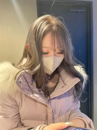 ロング カラー さと ちはるのヘアスタイル