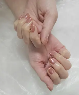 ネイル WALNUT eyebrow&nail所属・WALNUT くるみの眉毛・アイブロウイメージ