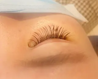 マツエク・マツパ eyelash salon KOH. 四ツ橋店所属・eye  salon KOH.　aikaのマツエク・マツパデザイン