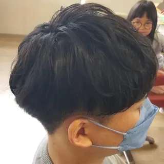 ショート パーマ MaKaNa hair supli 所属・水口 正登のヘアスタイル