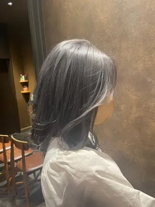 ミディアム カラー ブリーチ＆縮毛矯正 🧸tomoki🧸のヘアスタイル