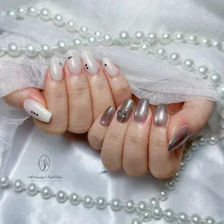 ネイル M2 BEAUTY Marieのネイルデザイン