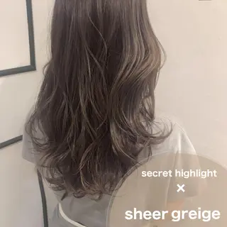 ロング カラー SHEARA BY CARE所属・. AYUKAのヘアスタイル